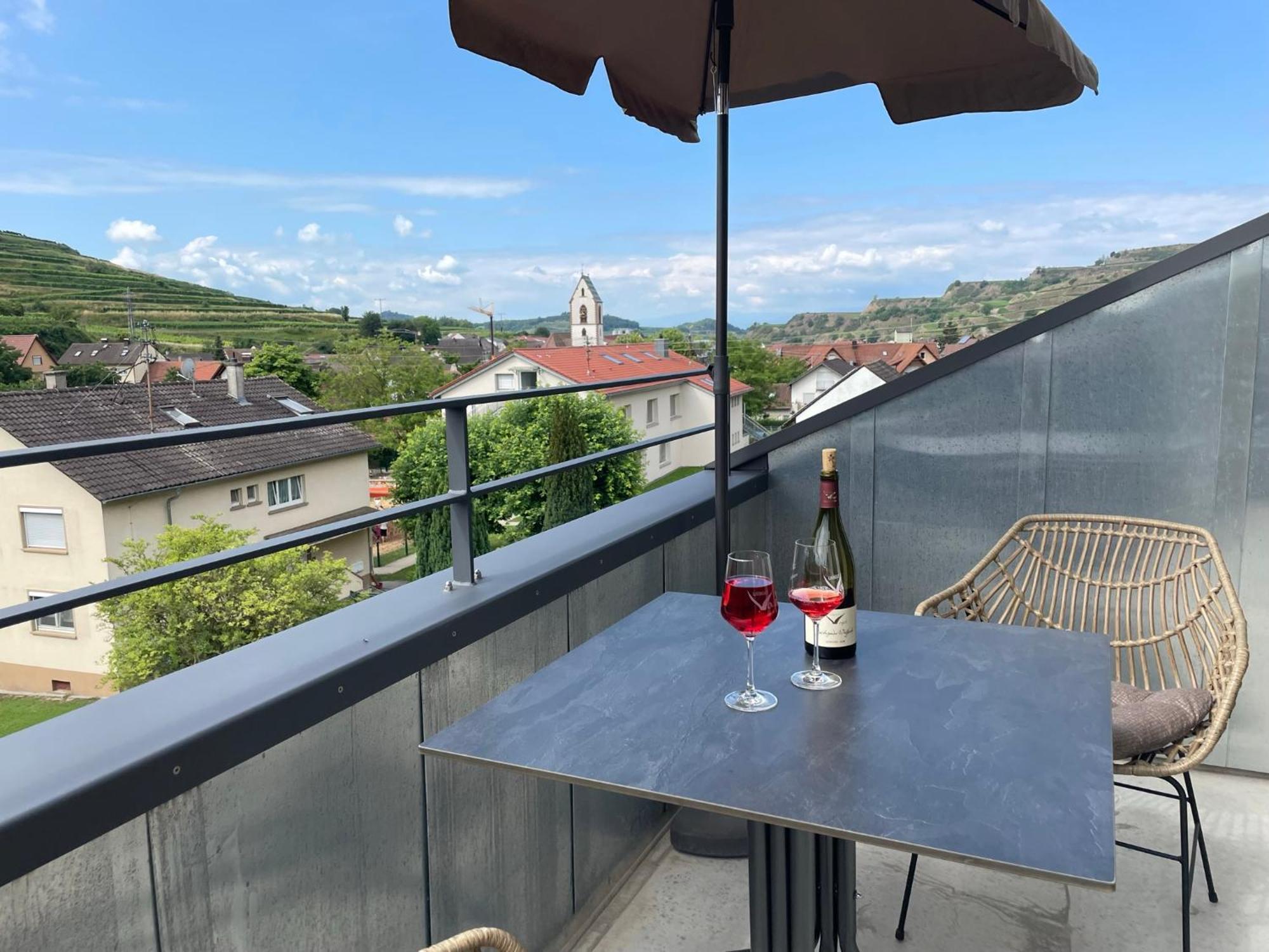Appartement Weingut & Strausswirtschaft Vogel à Vogtsburg im Kaiserstuhl Extérieur photo